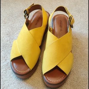 Indigo Rd Sandals Size 6